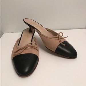 Pink & Black CHANEL Mules size 37.5